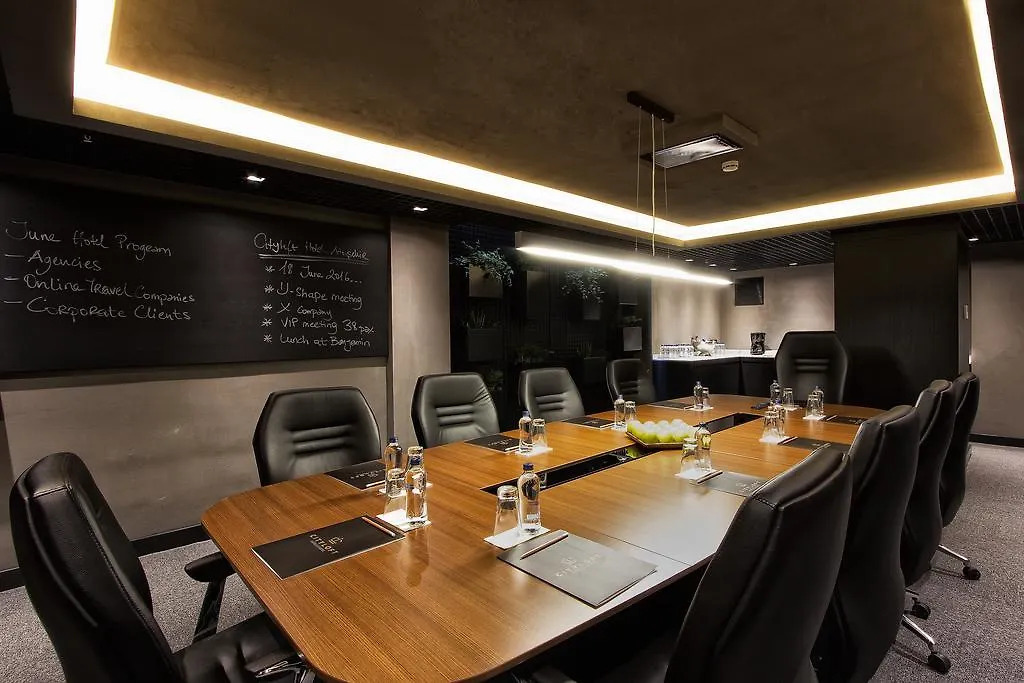 Cityloft 81 Istanbul 4*,